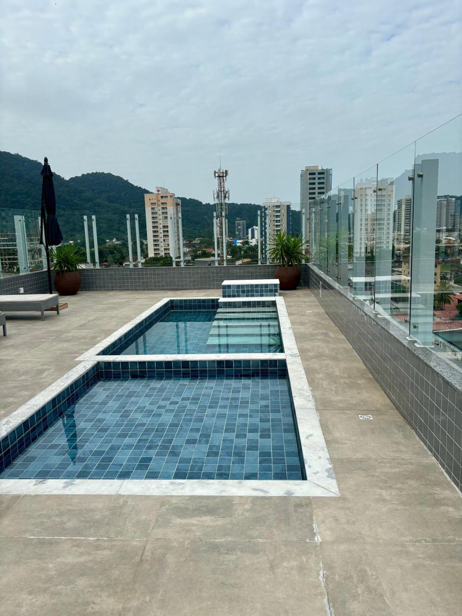 Novo Apto Canto Do Forte, Rua Praia Vista Montanha, Com Wi Fi, Homebeach10, 01 Vaga De Garagem, Melhores Restaurantes Ao Lado プライア・グランデ エクステリア 写真